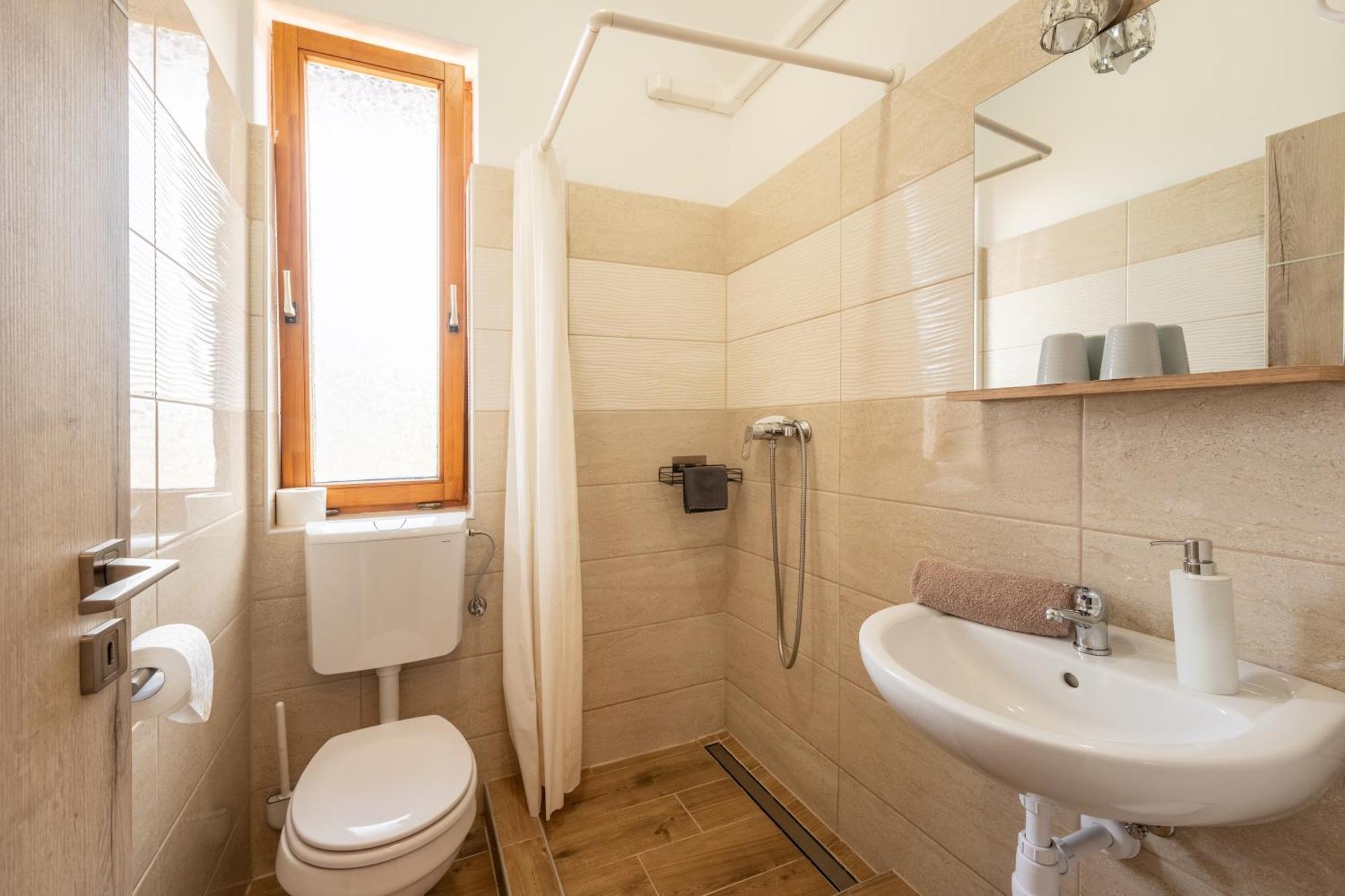 Szenti Vendeghaz Bed & Breakfast Gyor Bagian luar foto